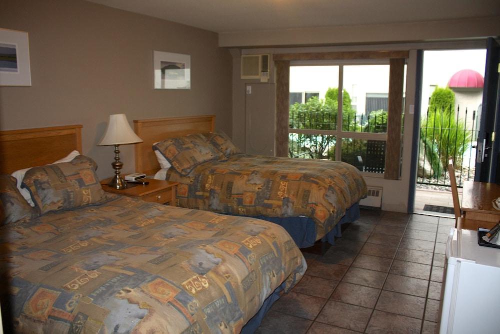 Hilltop Inn - Salmon Arm Exteriér fotografie