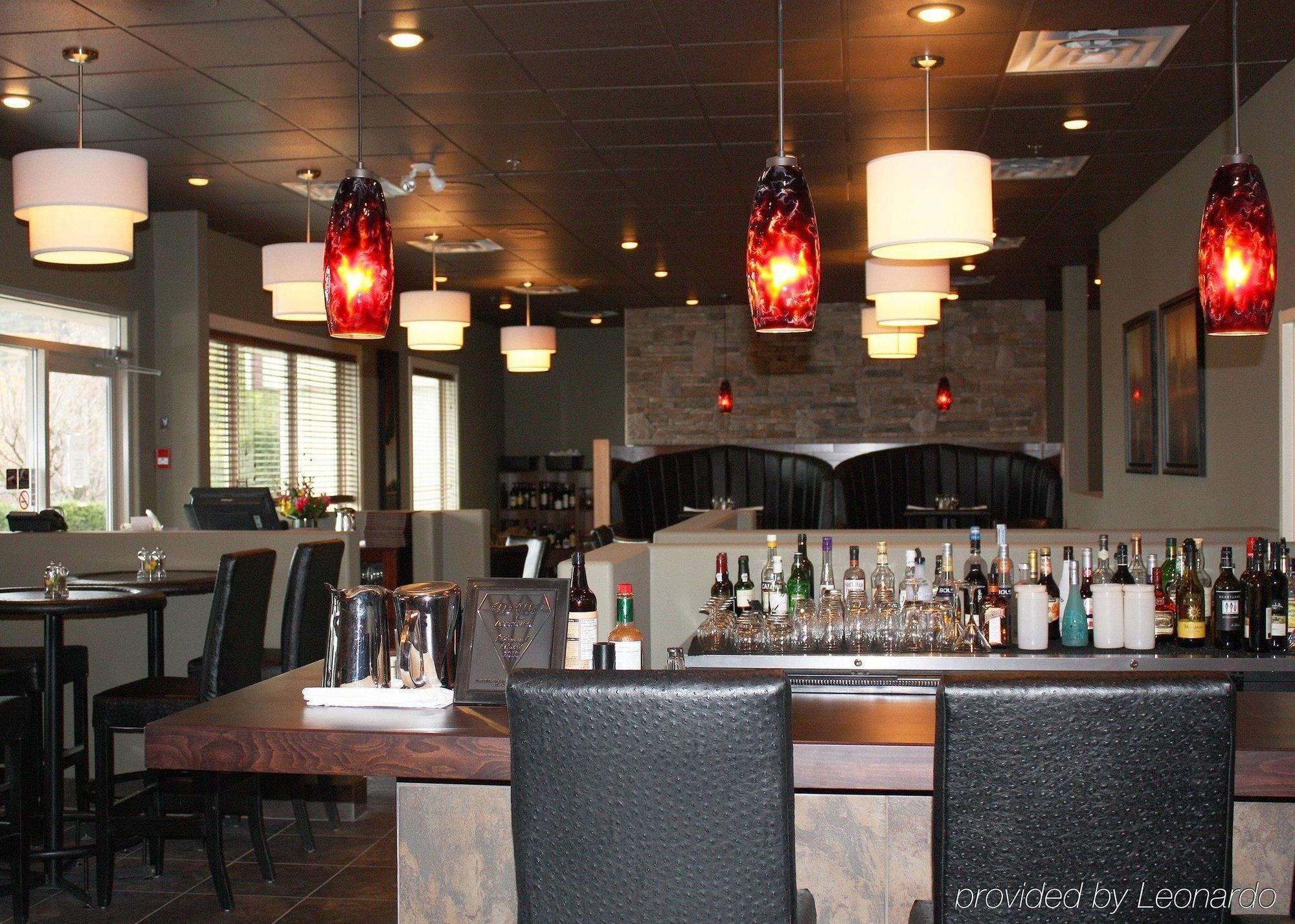 Hilltop Inn - Salmon Arm Exteriér fotografie