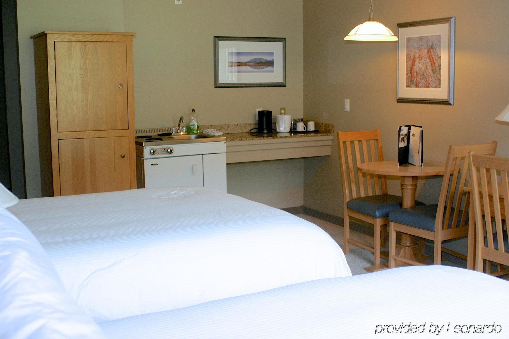 Hilltop Inn - Salmon Arm Exteriér fotografie