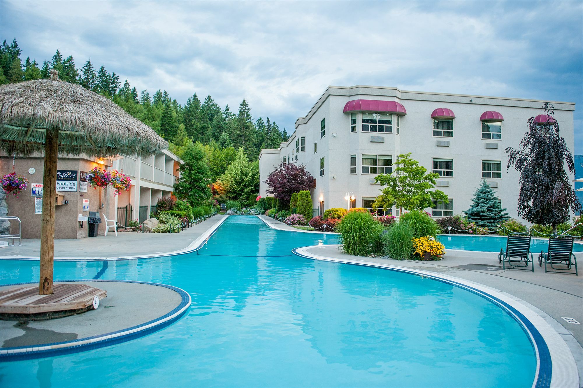 Hilltop Inn - Salmon Arm Exteriér fotografie